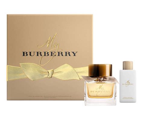 cadeaux de noël burberry pour femme+|Coffrets cadeaux .